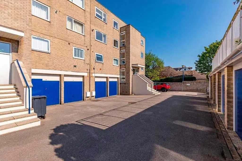 Bournecoast: Flat With Sea View On Clifftop-Fm1534 Bournemouth 0*,  United Kingdom